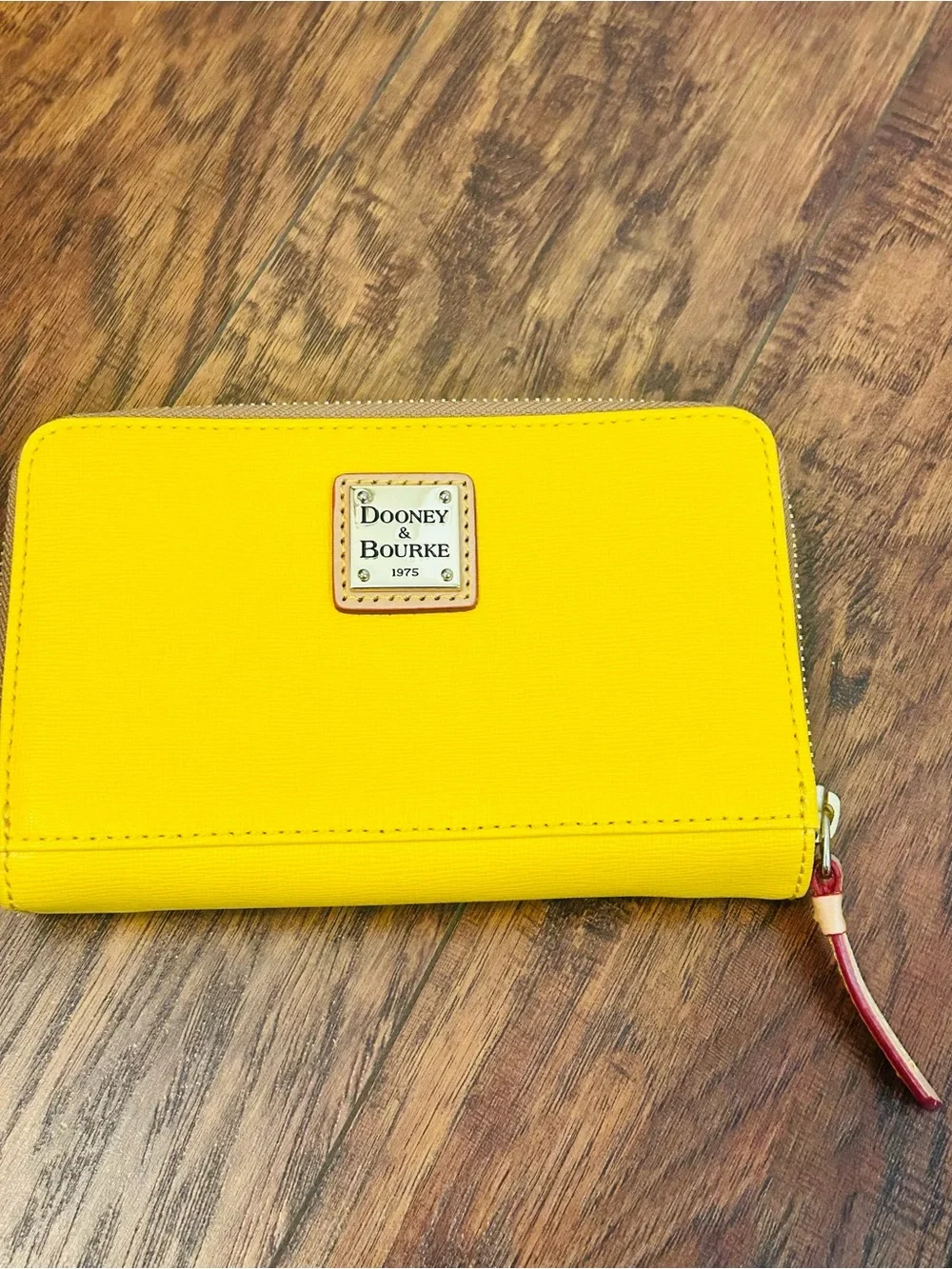 Dooney & Bourke dooney bourke